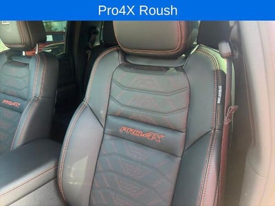 2026 Nissan Frontier Crew Cab 4x4 PRO-4X w/R Package