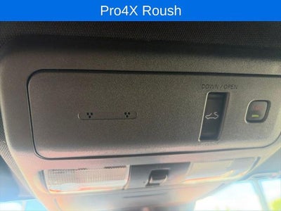 2026 Nissan Frontier Crew Cab 4x4 PRO-4X w/R Package