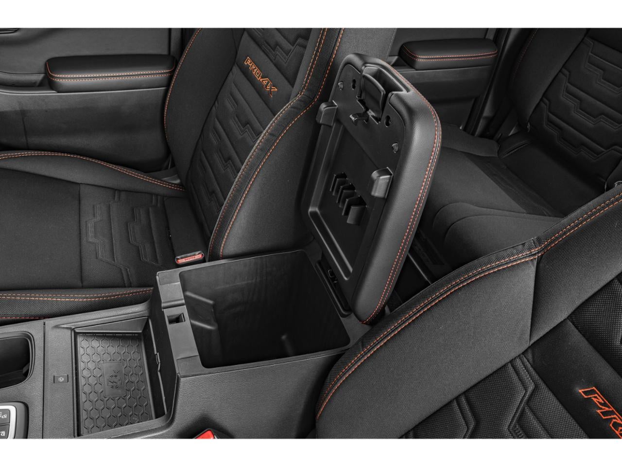 2026 Nissan Frontier Crew Cab 4x4 PRO-4X w/R Package