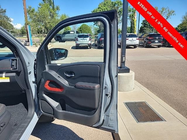 2025 Nissan Frontier Crew Cab PRO-4X®