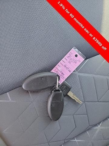 2025 Nissan Frontier Crew Cab SV