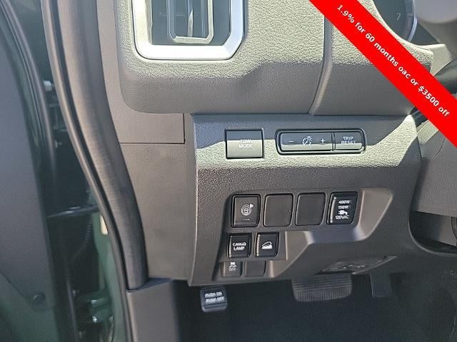 2025 Nissan Frontier Crew Cab SV