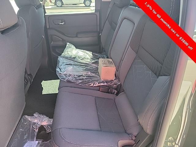 2025 Nissan Frontier Crew Cab SV