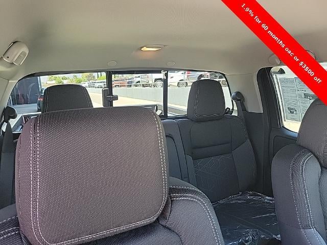 2025 Nissan Frontier Crew Cab SV