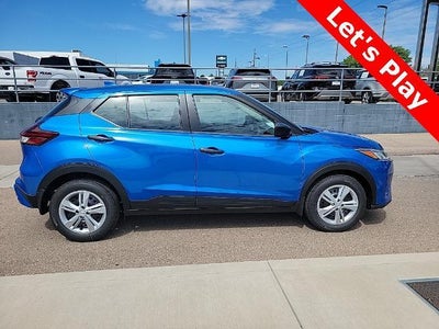 2025 Nissan Kicks Play S