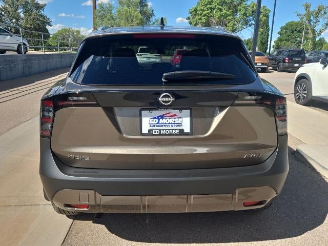 2027 Nissan Kicks SV
