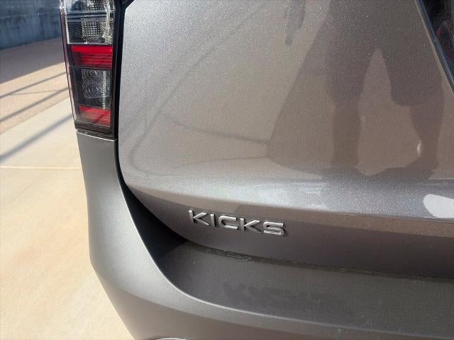 2027 Nissan Kicks SV