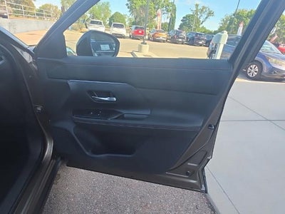 2027 Nissan Kicks SR