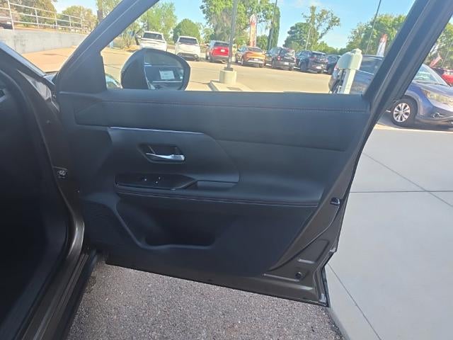 2027 Nissan Kicks SR