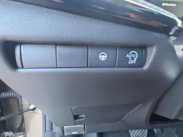2027 Nissan Kicks SR