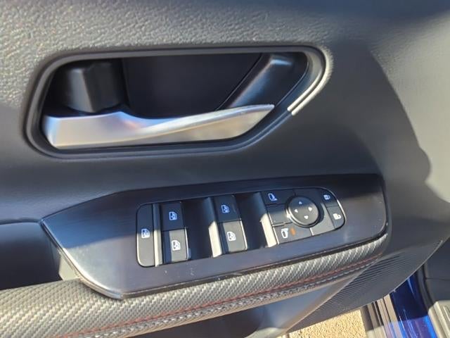 2027 Nissan Kicks SR