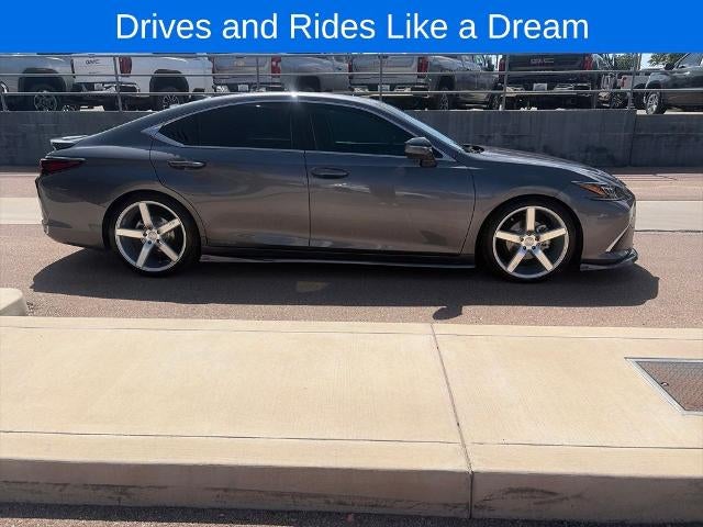 2019 Lexus ES 300h 300h