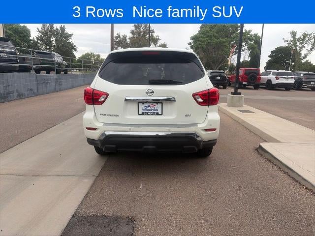2020 Nissan Pathfinder SV