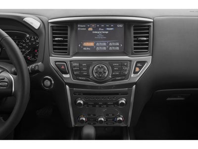 2020 Nissan Pathfinder SV