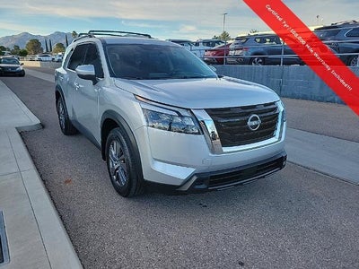 2024 Nissan Pathfinder SV