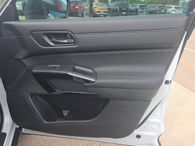 2026 Nissan Pathfinder SV 2WD