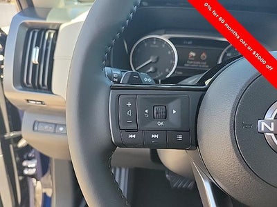 2025 Nissan Pathfinder SL