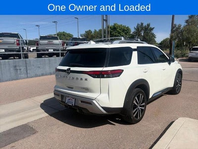 2023 Nissan Pathfinder Platinum