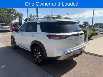 2023 Nissan Pathfinder Platinum