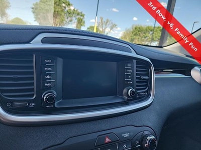 2020 Kia Sorento LX