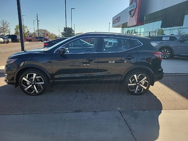 2022 Nissan Rogue Sport SL