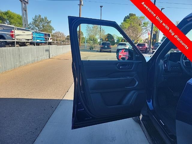 2025 Nissan Armada Platinum