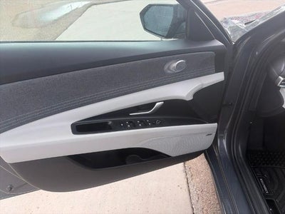 2023 Hyundai ELANTRA Limited