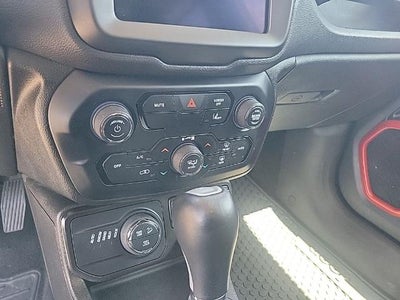 2023 Jeep Renegade Trailhawk