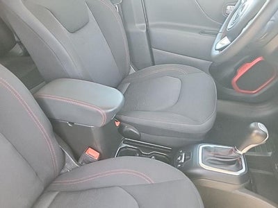2023 Jeep Renegade Trailhawk