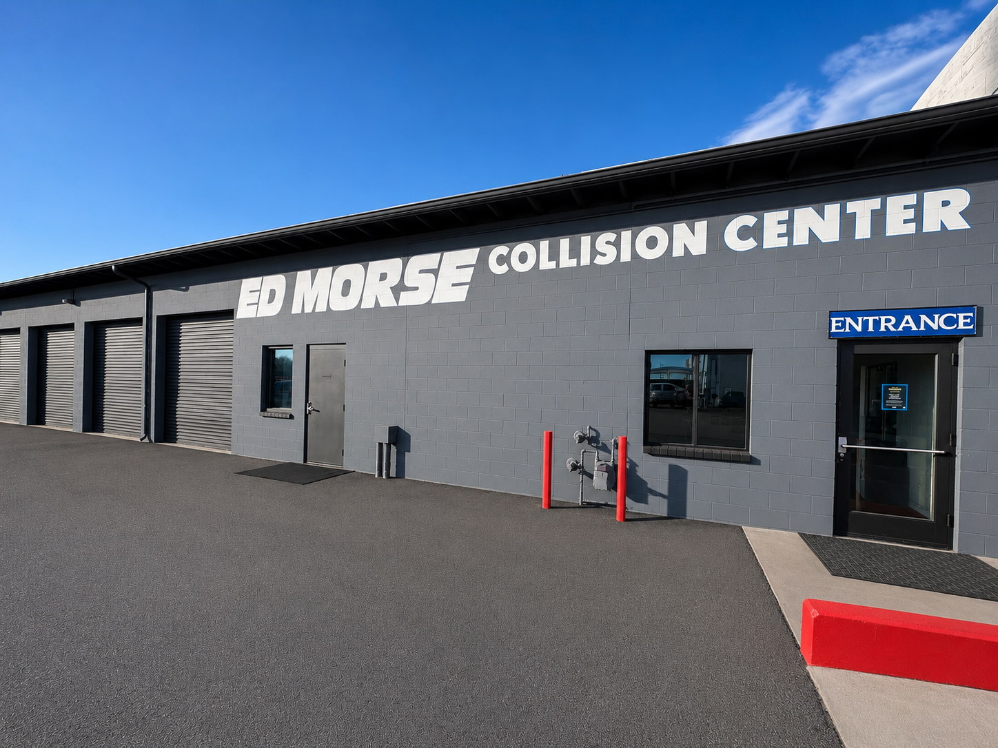 COLLISION CENTER